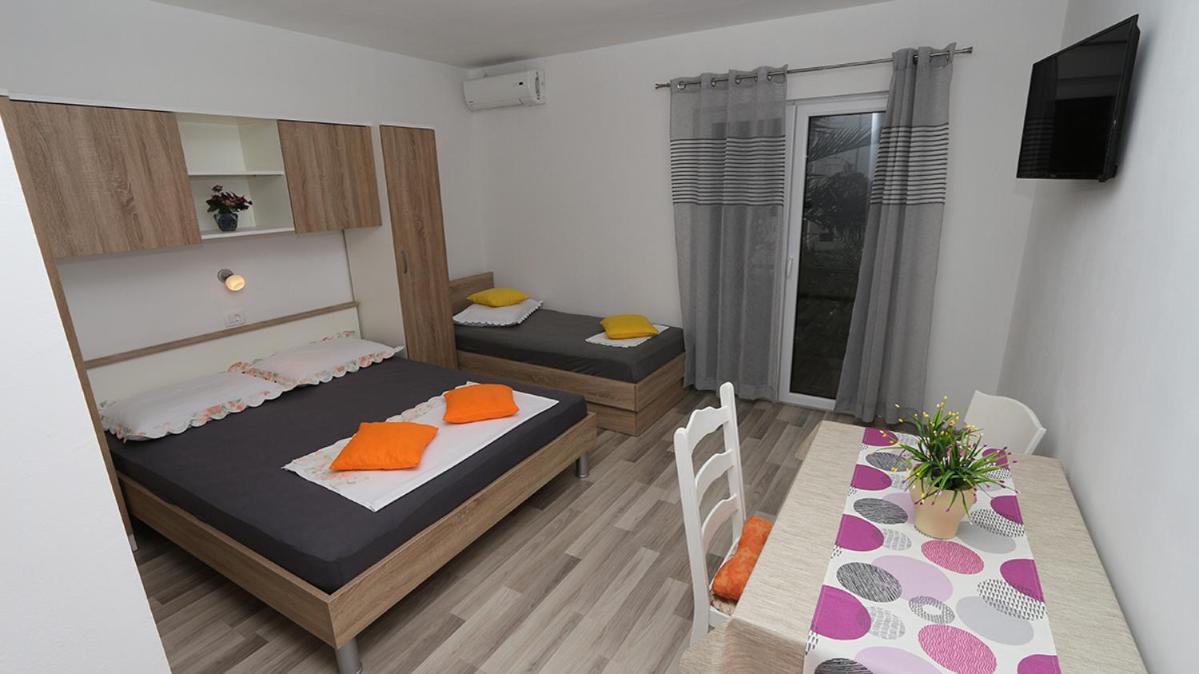 Apartman Biljana Макарська Екстер'єр фото