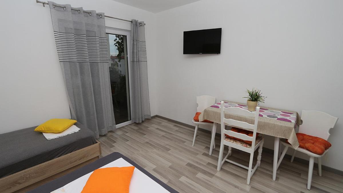 Apartman Biljana Макарська Екстер'єр фото
